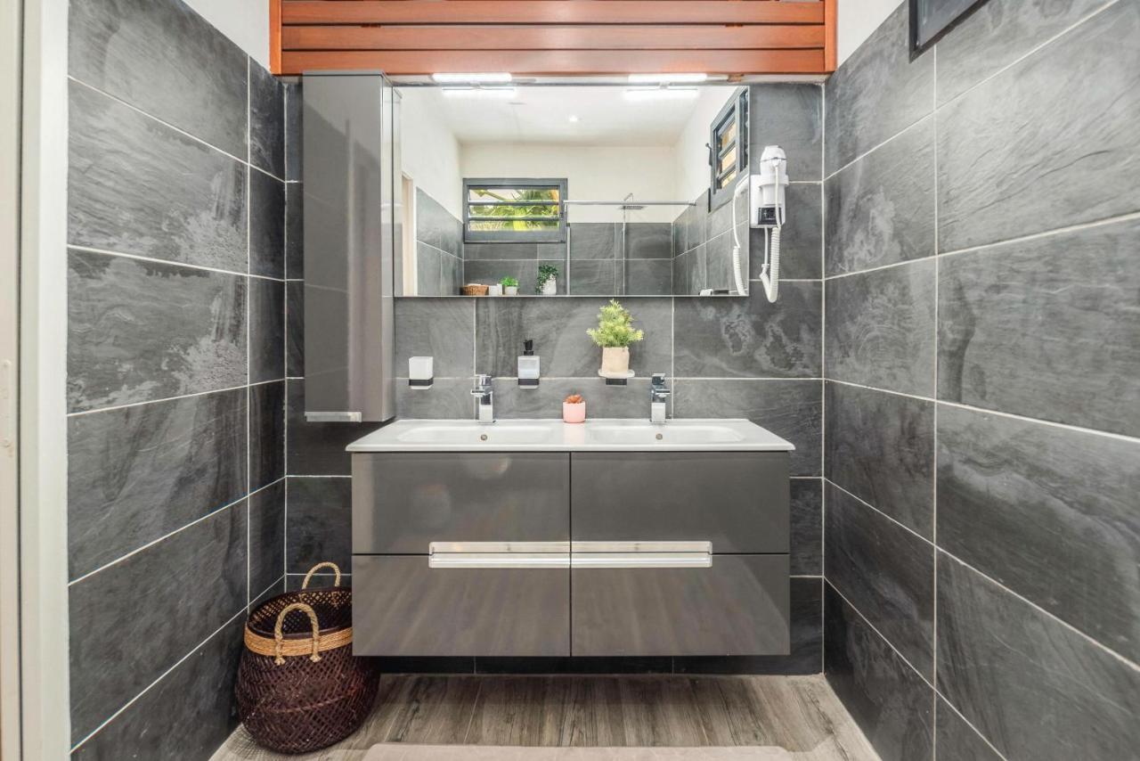 Villa Habitation Sunshine - Piscines Privees + Sauna Commun *