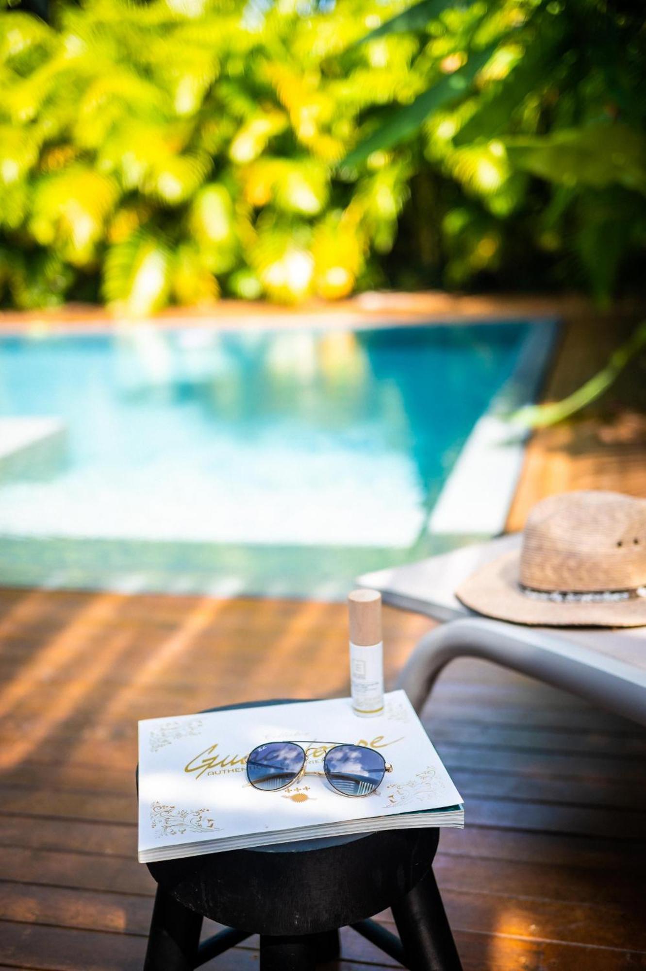 Habitation Sunshine - Piscines Privees + Sauna Commun